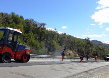 Río Negro: avanzan tareas de la Ruta Nacional 40 entre Bariloche y El Bolsón