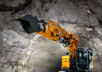 Nueva excavadora de orugas R 930 Tunnel de Liebherr