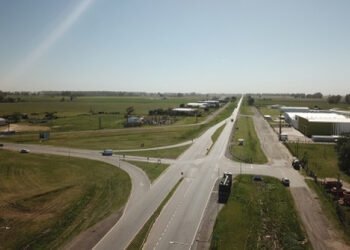 Ejecutan distintas obras en Florentino Ameghino y Trenque Lauquen