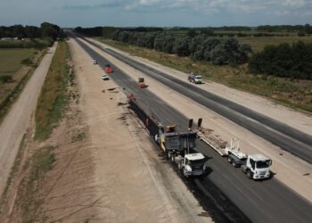 “Hay que apuntar un horizonte a 50 años de crecimiento de nuestras rutas”