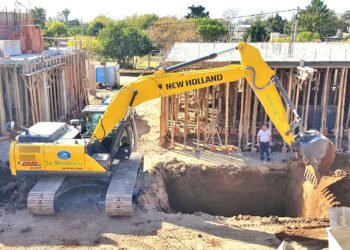 Excavadora versátil con menores costos de explotación