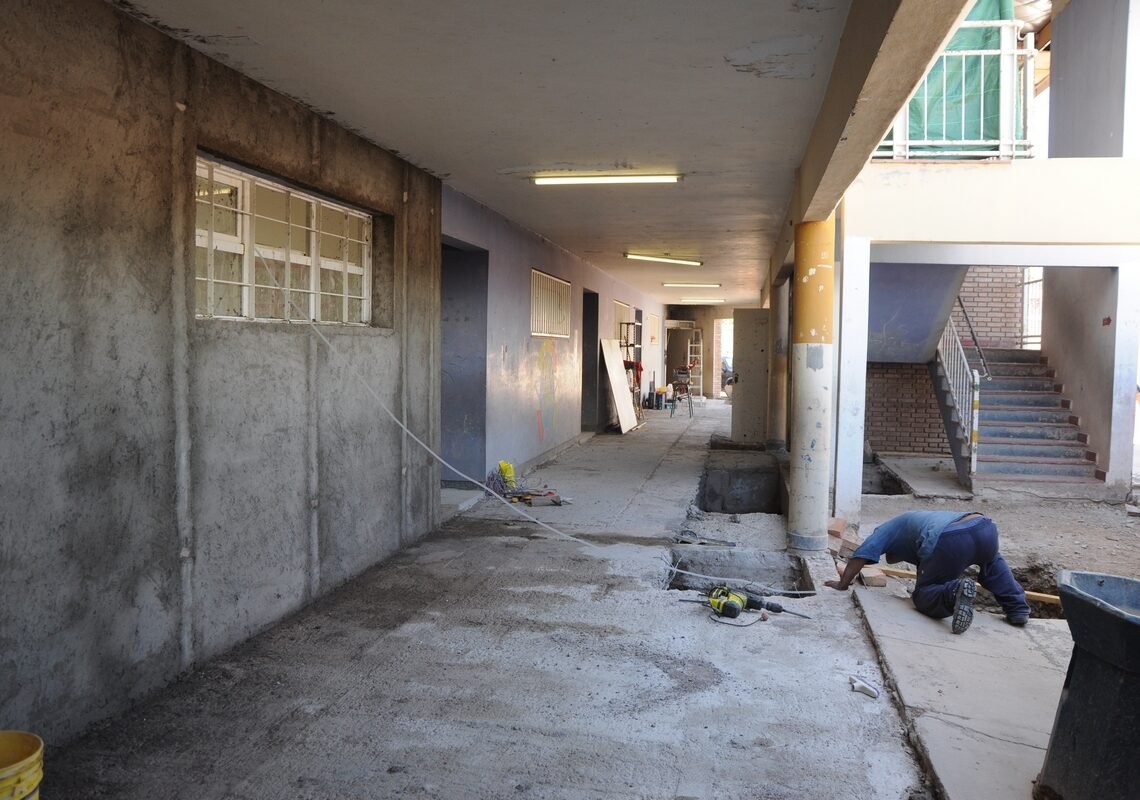 Mendoza ejecuta un plan de reparaciones de más de 1.000 escuelas