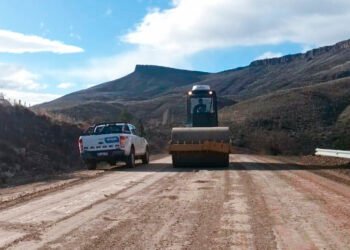 Neuquén inauguró 34 kilómetros de asfalto sobre la ruta 23