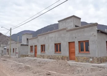 Avanza la construcción de viviendas en Purmamarca