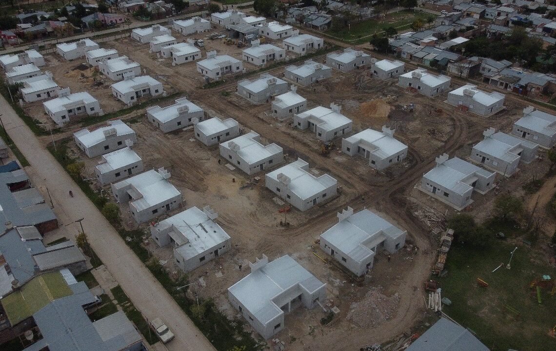 “En Corrientes tenemos la prioridad de que las obras no se paralicen”