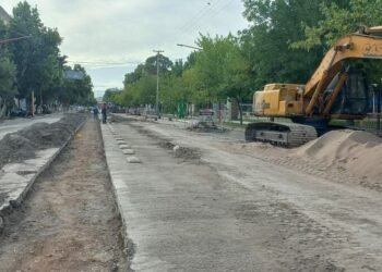 Cipolletti: avanza la obra del nuevo colector cloacal