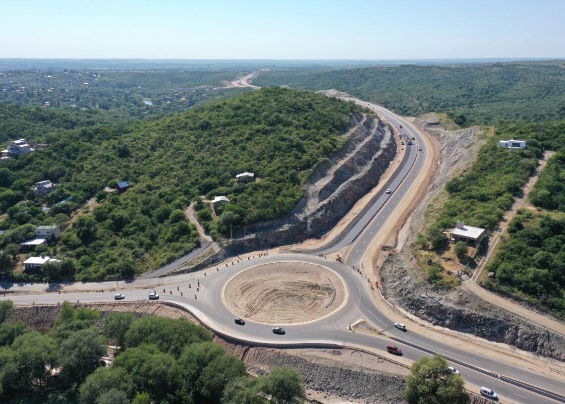 La Autovía Calamuchita presenta un avance del 88 por ciento