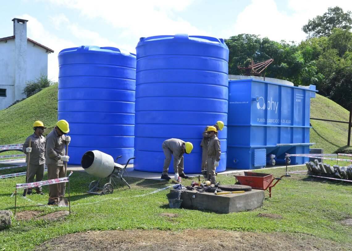 Avanzan obras hidráulicas y de agua potable en la Isla Martín García