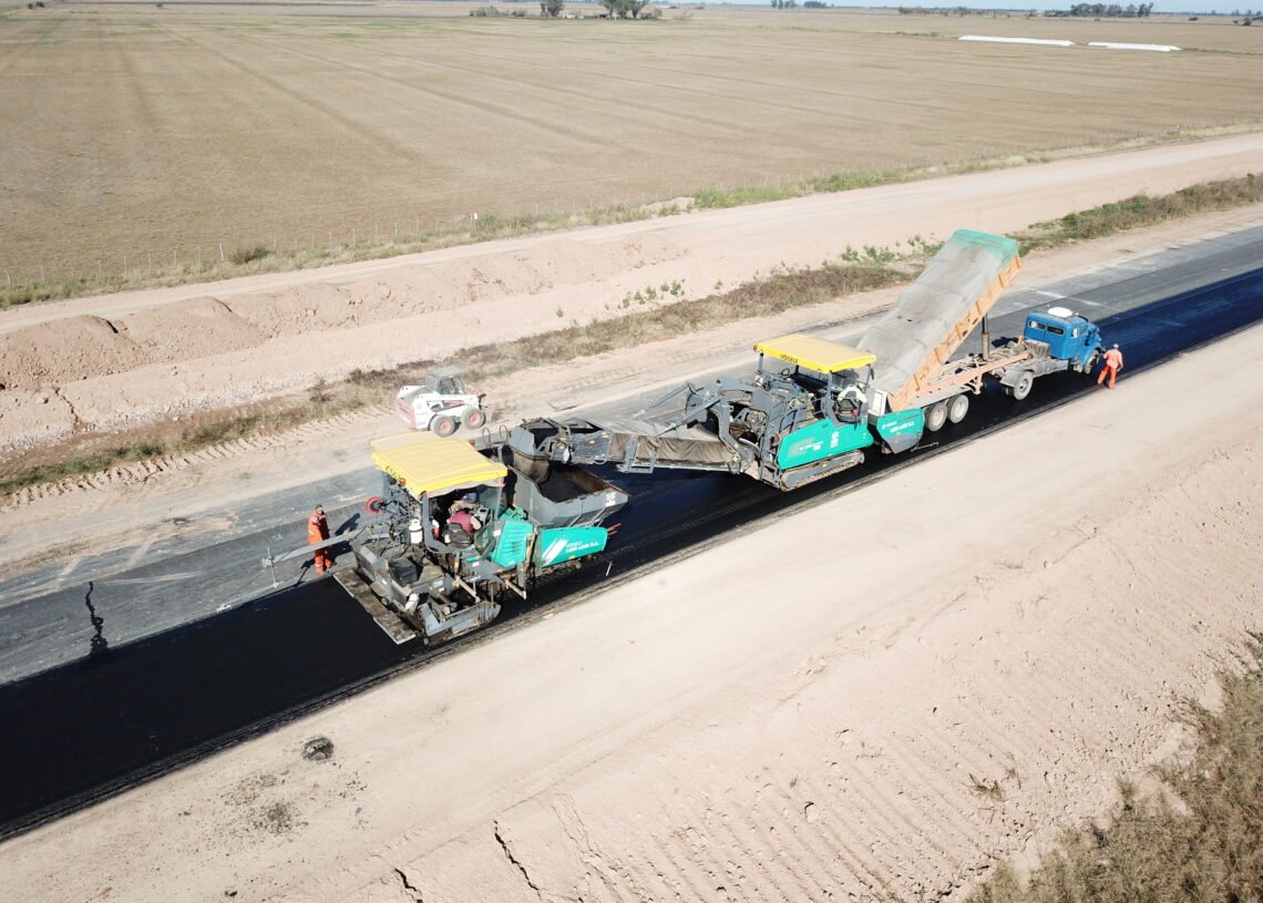 “Por lo conversado con distintos funcionarios nacionales, la idea es pagar las deudas con los contratistas a la brevedad”