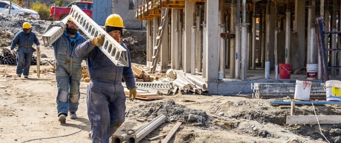 Tierra del Fuego: gestionan fondos para culminar la construcción de 500 viviendas