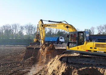 Avanzan las obras de saneamiento y adecuación del cauce del Río Luján