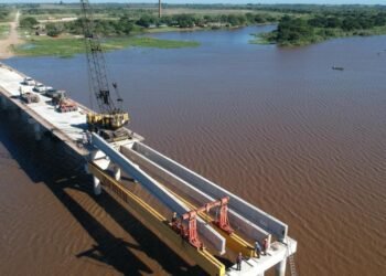 Etapa final del nuevo puente provincial “Paraná Miní” en Santa Fe