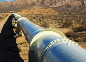 La Pampa: avanza la obra del oleoducto bajo el río Colorado