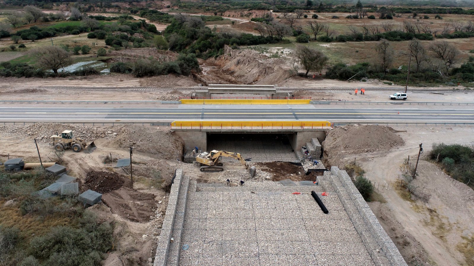 noticiaspuertosantacruz.com.ar - Imagen extraida de: https://elconstructor.com/jujuy-habilitaron-el-nuevo-puente-sobre-el-arroyo-coiruro-en-la-ruta-nacional-9/