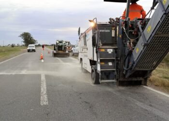 Sigue la recuperación de la Ruta Nacional 11 en Santa Fe