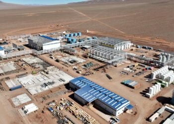 Inauguraron la primera mina en producción de litio de Salta