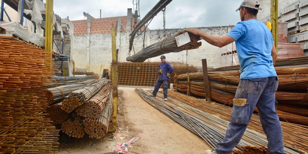 noticiaspuertosantacruz.com.ar - Imagen extraida de: https://elconstructor.com/se-intensifico-la-recuperacion-sectorial-en-el-bimestre-mayo-junio/