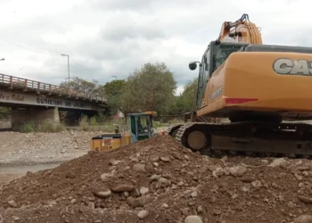 Plan Hídrico Provincial jujeño: avanzan obras de encauce en el Río Xibi Xibi
