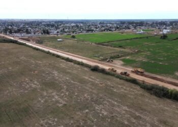 Santa Fe: avanza con la obra de defensa hídrica de Villa Minetti