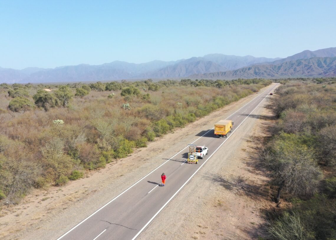 Proyectos de recuperación y mejoras de la red de caminos en Catamarca y La Rioja