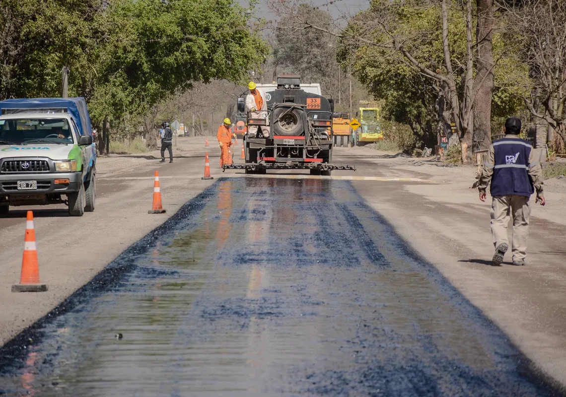 Jujuy: siguen las obras de repavimentación en ruta 4