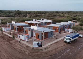 “Chaco podría continuar con los programas de viviendas que actualmente se encuentran paralizados”