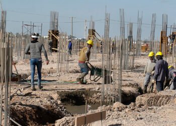 Aseguran que en Neuquén se sostuvo el empleo y los salarios de la construcción