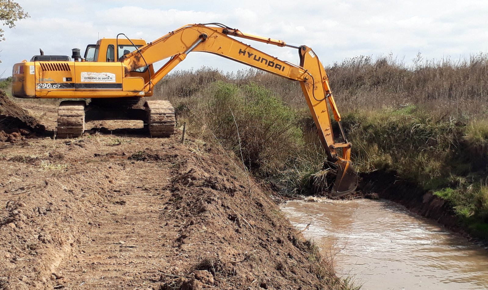 noticiaspuertosantacruz.com.ar - Imagen extraida de: https://elconstructor.com/avanza-el-nuevo-plan-hidrico-provincial-en-santa-fe/