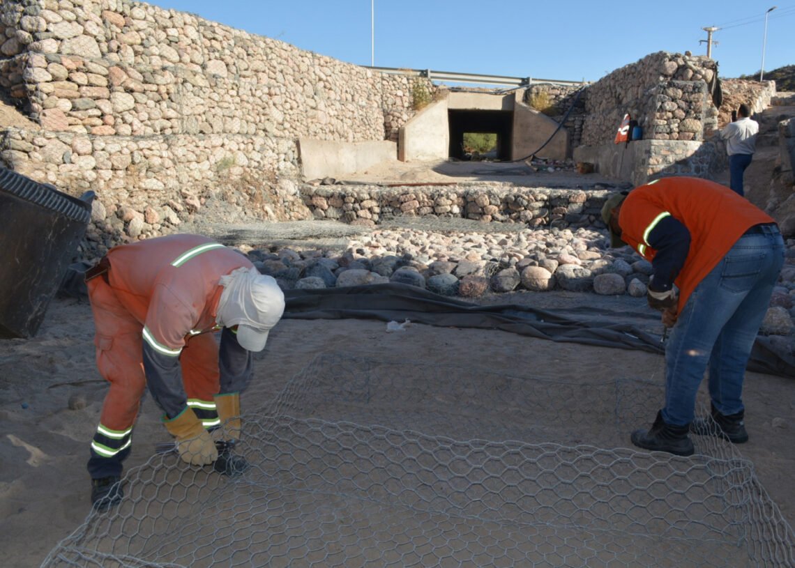 Catamarca: realizan los últimos trabajos de encauce y reconstrucción de defensas sobre la RN40