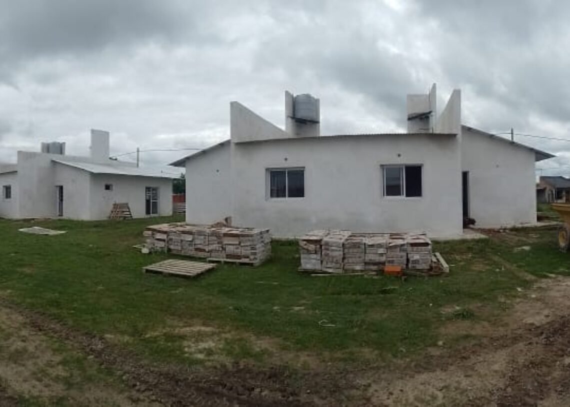 Entre Ríos: continúa la construcción de 48 viviendas en Federal