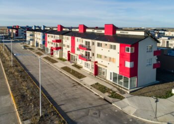 Abrieron sobres de las licitaciones para las 56 Viviendas en Río Gallegos