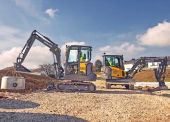 Versatilidad, gran fuerza de arranque y alta capacidad de elevación