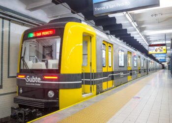 CABA comprará 214 vagones de subtes y sumará la primera línea de colectivos eléctricos