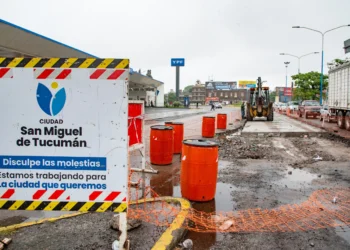 Proyectos para mejorar la conectividad urbana y metropolitana en San Miguel de Tucumán