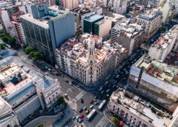 Recuperación gradual y heterogénea en 2024