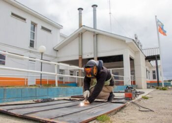 Tierra del Fuego: importantes obras en instituciones educativas provinciales