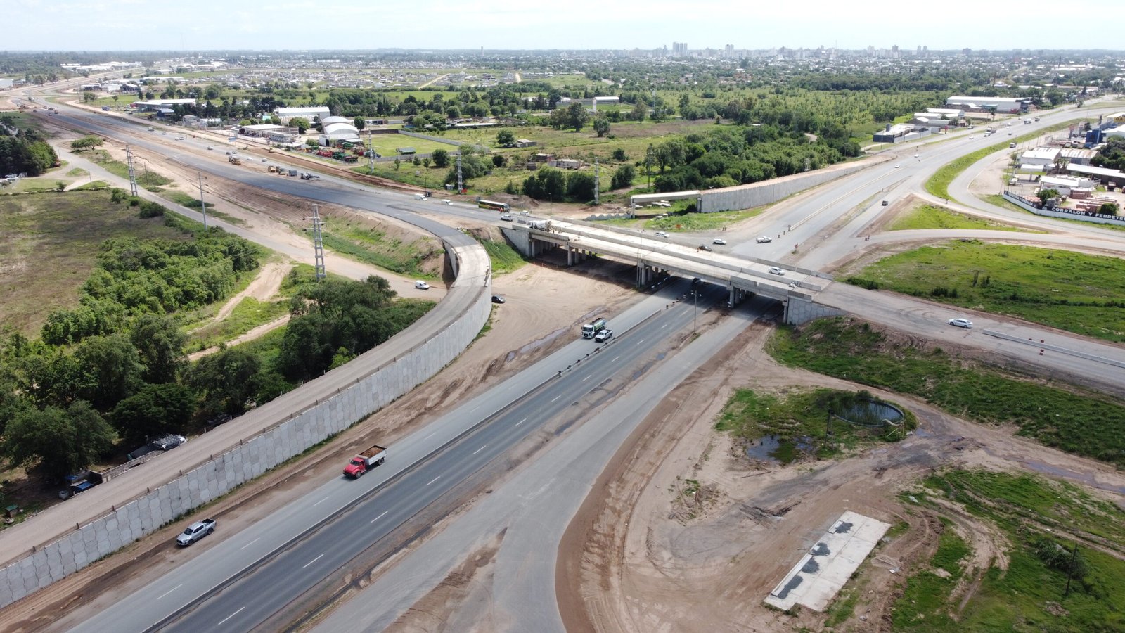 noticiaspuertosantacruz.com.ar - Imagen extraida de: https://elconstructor.com/el-gran-desafio-para-este-ano-es-llevar-adelante-la-concesion-de-9-145-kilometros-de-rutas-nacionales/