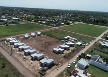 Continúa la construcción de viviendas en Saladillo y Roque Pérez