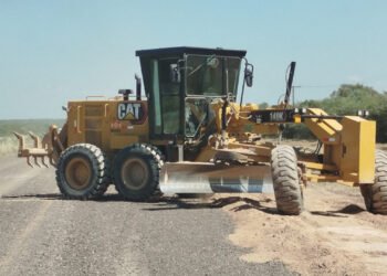 Continúan importantes tareas de conservación en rutas santiagueñas