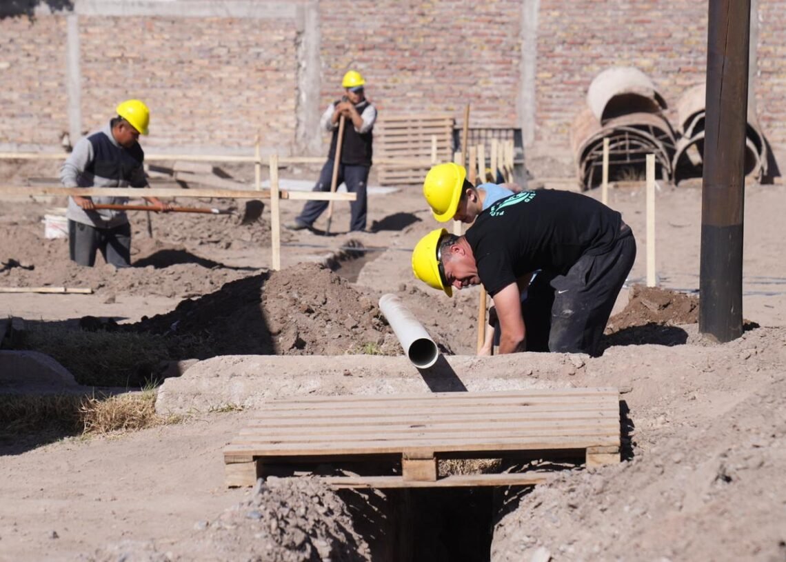 “En Mendoza se destinarán 130 mil millones de pesos para la construcción de viviendas”