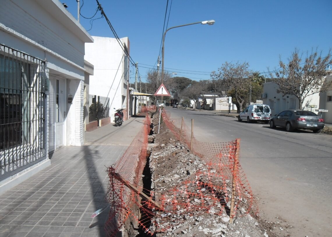 Avanza la obra de tendido subterráneo de 132 KV en la zona Norte de Rosario