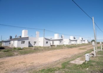 Entre Ríos: reactivan obras de viviendas en Urdinarrain