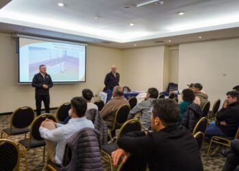 Grúas San Blas y Sany afianzan la seguridad operativa con un seminario técnico