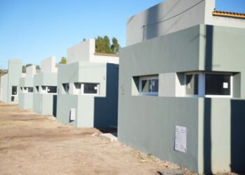 Avanza la construcción de 66 viviendas en Ayacucho