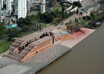 Acuerdo Rosario: la Provincia inició la reconstrucción y remodelación del Parque España