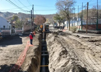 Neuquén: crédito CAF para obras de agua potable y saneamiento