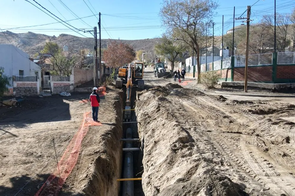 Neuquén: crédito CAF para obras de agua potable y saneamiento