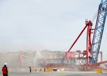 Inicio de las obras de ampliación del muelle en el Puerto de Dock Sud