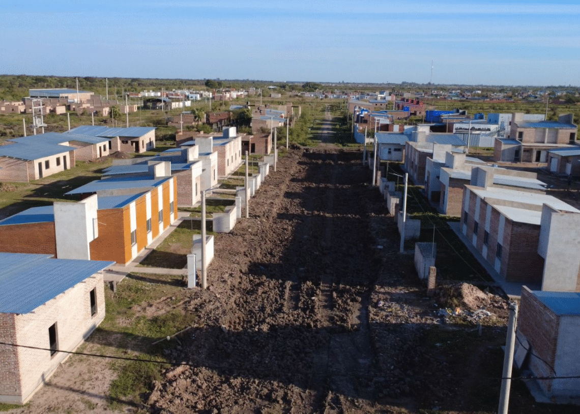 Chaco retoma la construcción de viviendas con infraestructura completa