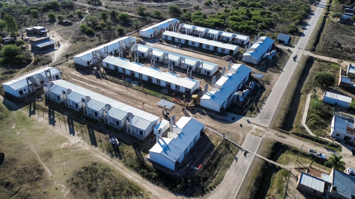 Santa Fe reactivó la obra de 45 viviendas en Tostado